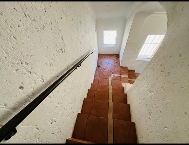 12 BEDROOM HOUSE FOR SALE IN PRIMROSE